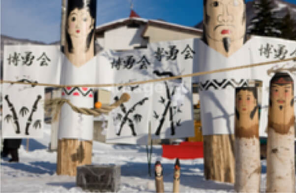 Wooden Dosojin figures