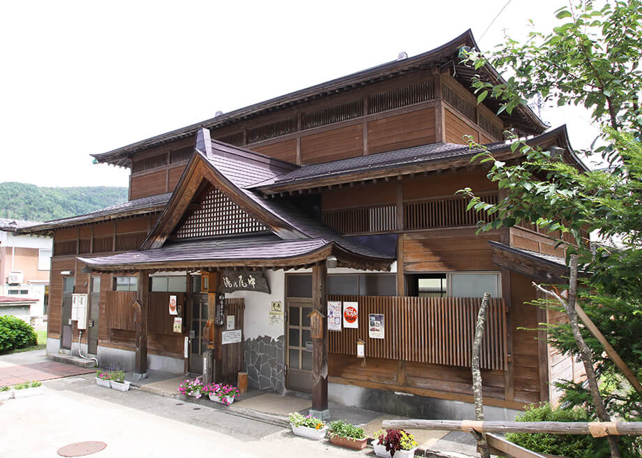 Nakao-no-yu bathhouse